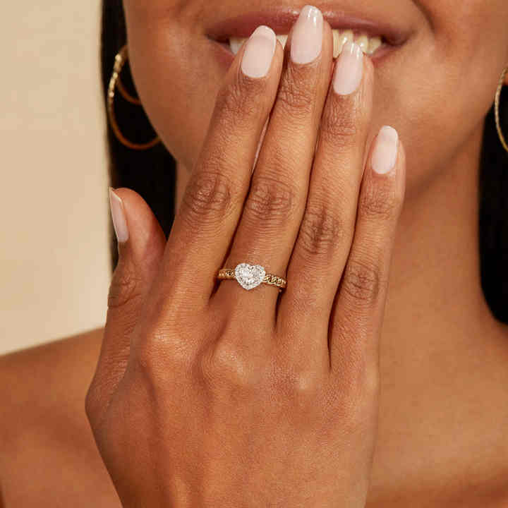 Amo Heart Ring